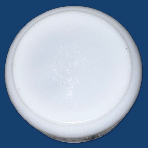 🎁 Vintage PYREX Blue Willow Floral Onion 1 QT Casserole Dish Lid 473 ￼ - Picture 3 of 6